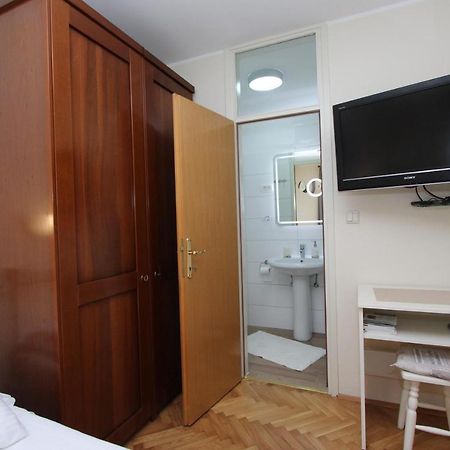 Room Roma Rovinj Bagian luar foto
