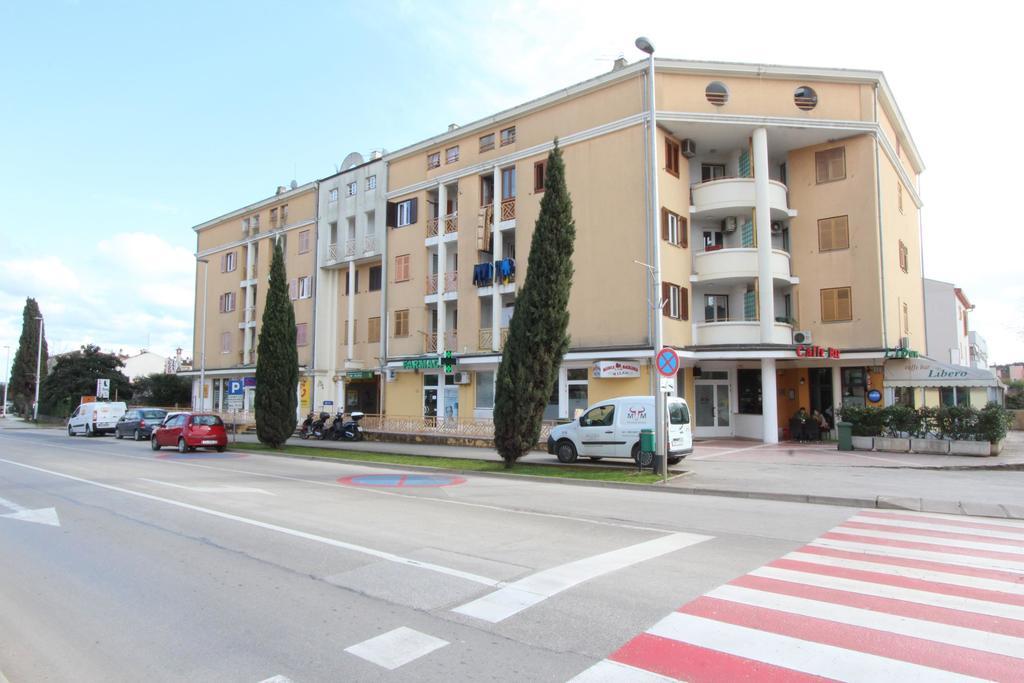Room Roma Rovinj Bagian luar foto