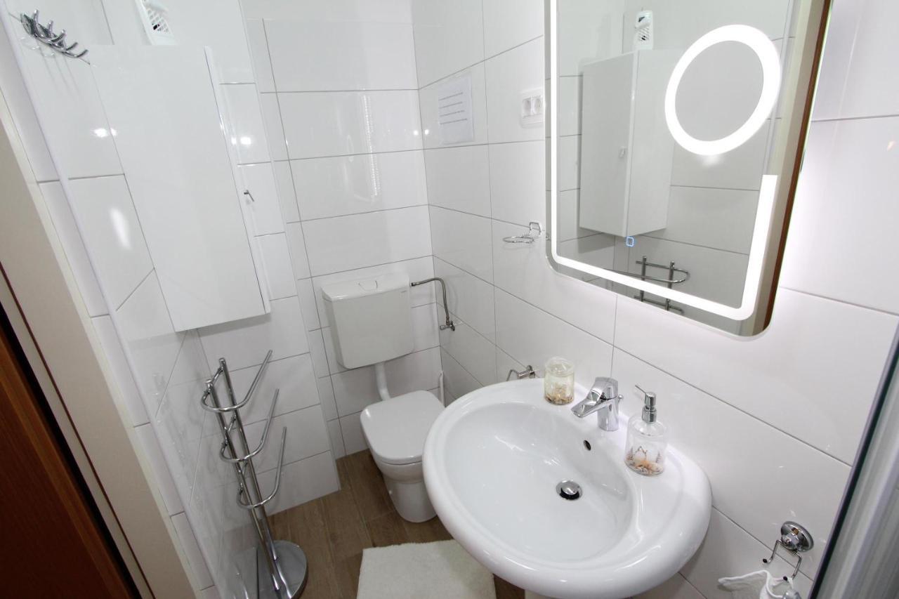 Room Roma Rovinj Bagian luar foto